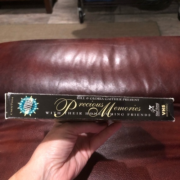 5/$10 Bill & Gloria Gaither Present Precious Memories VHS tape - Picture 5 of 8